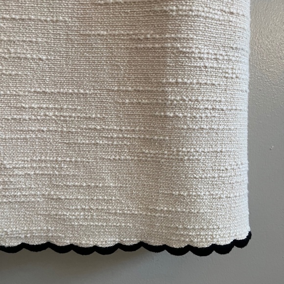 Kate Spade Scalloped Tweed Shift Dress Cream Black Trim Size 12 EUC - Picture 7 of 8